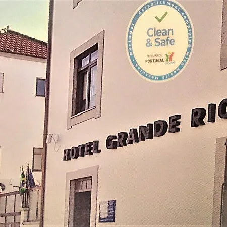 Grande Rio 2* Porto
