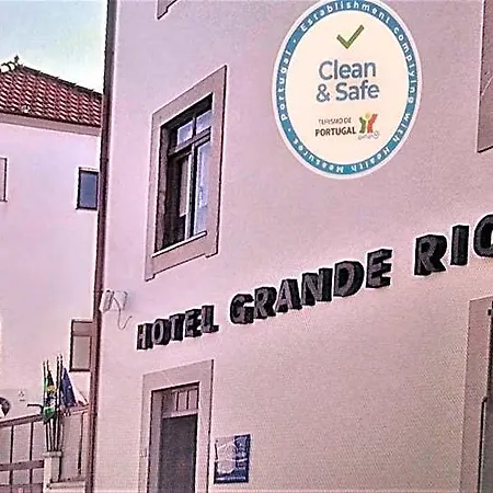 Grande Rio 2* بورتو